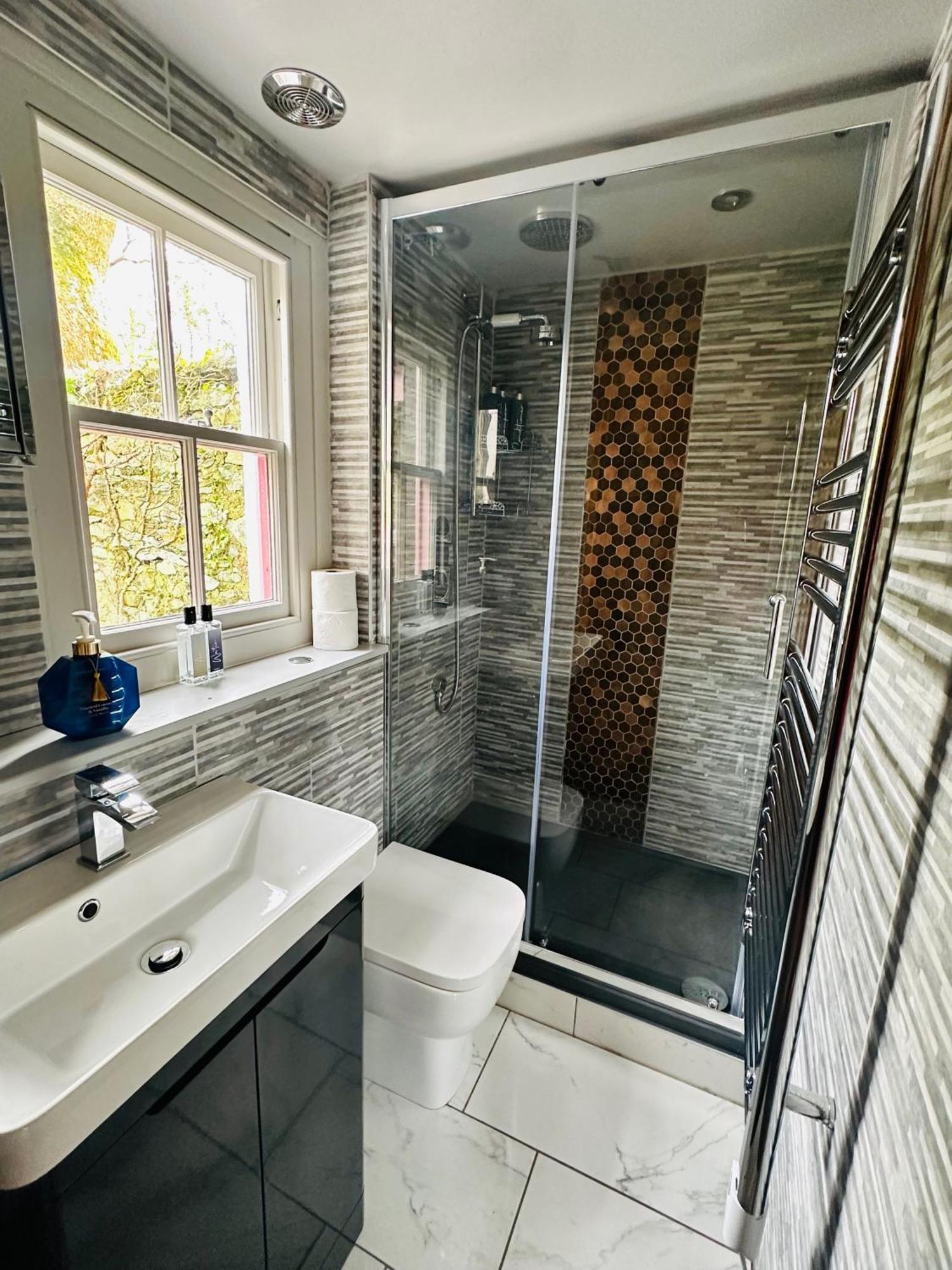 Tiny Romantic Retreat With Hot Tub On A Country Estate Near Cardigan Bay In Eryri Snowdonia Llanbedr (Gwynedd) Exterior foto